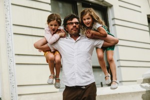 PeoplePlacesThings_still1_JemaineClement_GiaGadsby_AundreaGadsby__byRyanMuir_2014-11-25_11-35-13PM